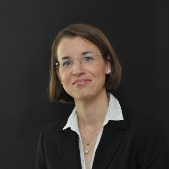Dr. Veronika J. Wirtz